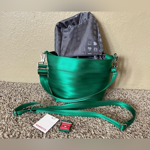 Harvey’s Small Hobo - Picture 4 of 8